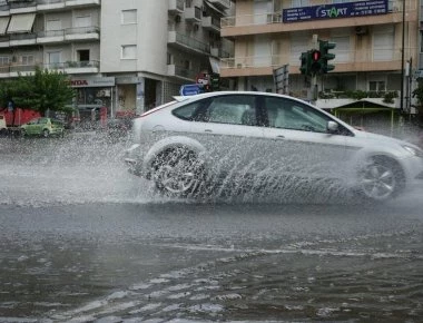 Χαμός στους δρόμους της Αττικής – Που έχει διακοπεί η κυκλοφορία των οχημάτων